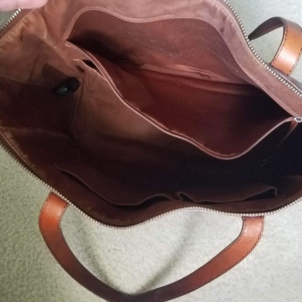 Geometric Pattern Zipper Fossil Rachel Tote Bag - image 4